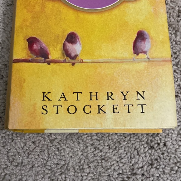 "The Help" by Kathryn Stockett Book - Picture 4 of 13